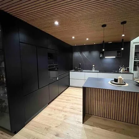 Unique Penthouse 公寓